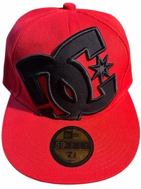 DC♦️59FIFTY EMBROIDERED FLAT BRIM HAT